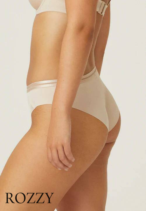 Трусы слипы обрезные Naturana The Monday 4659 бежевый К